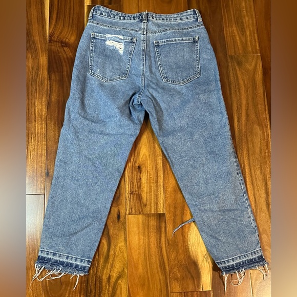 New Look “Tori” Mom Jeans - Picture 7 of 9
